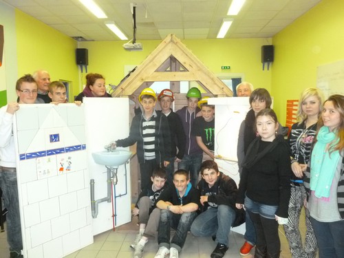 http://collegestjolaroche.free.fr/bibliotheque/CAPEB3.JPG